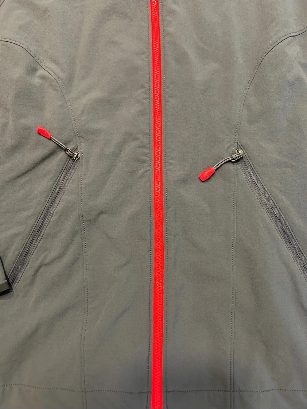 Mountain Hardwear lightweight water